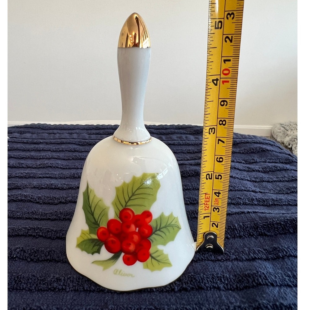 Vtg Porcelain Christmas Bell Holly Berries Milk Glass Holiday Retro Decor - Picture 7 of 8